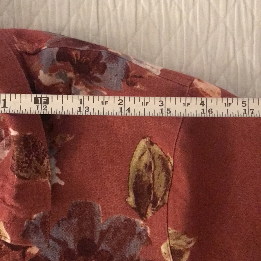 John Mark Linen Floral Blouse Size M - Picture 12 of 16
